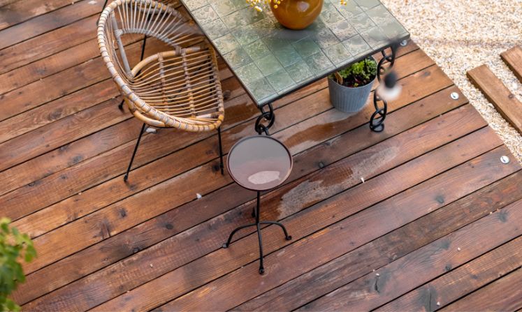 Holzterrasse aus Bangkirai Dielen